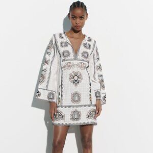 Zara SHORT EMBROIDERED DRESS Vacation summer cotton  vacay XS 0